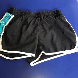 Work out/Running Black with pattern side shorts